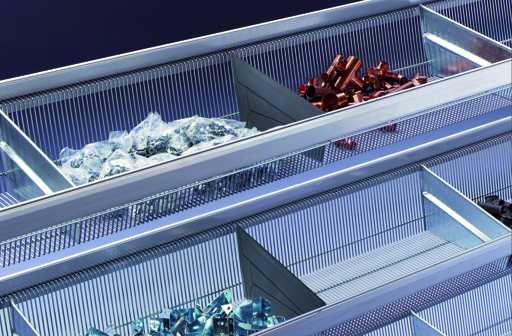 WS2000 - Weitspannregal, mit 6 Gitterkorb-Ebenen und 30 Fachteiler