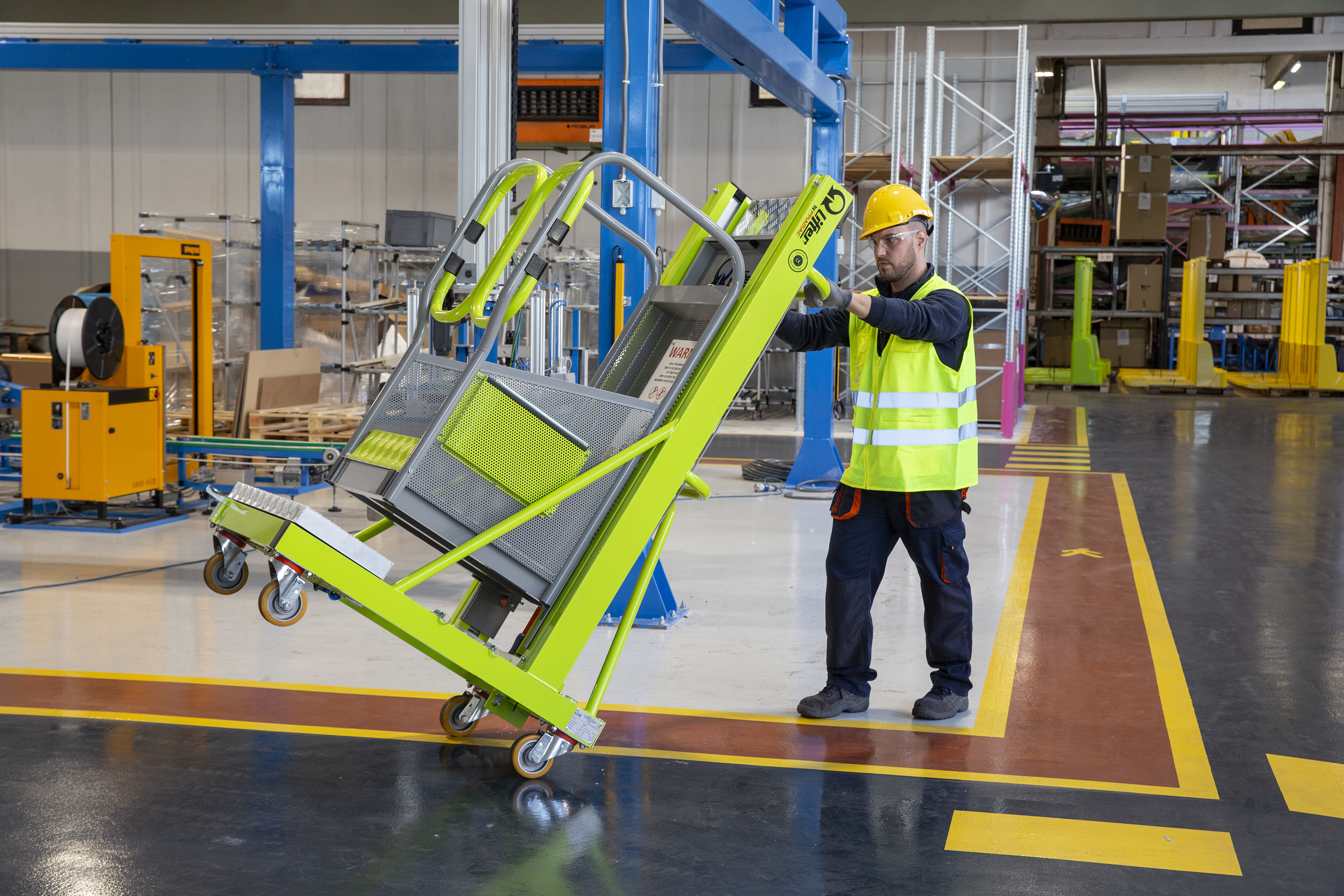 Plattform-Hochhubwagen Typ LP 12, bis 5 m Arbeitshöhe