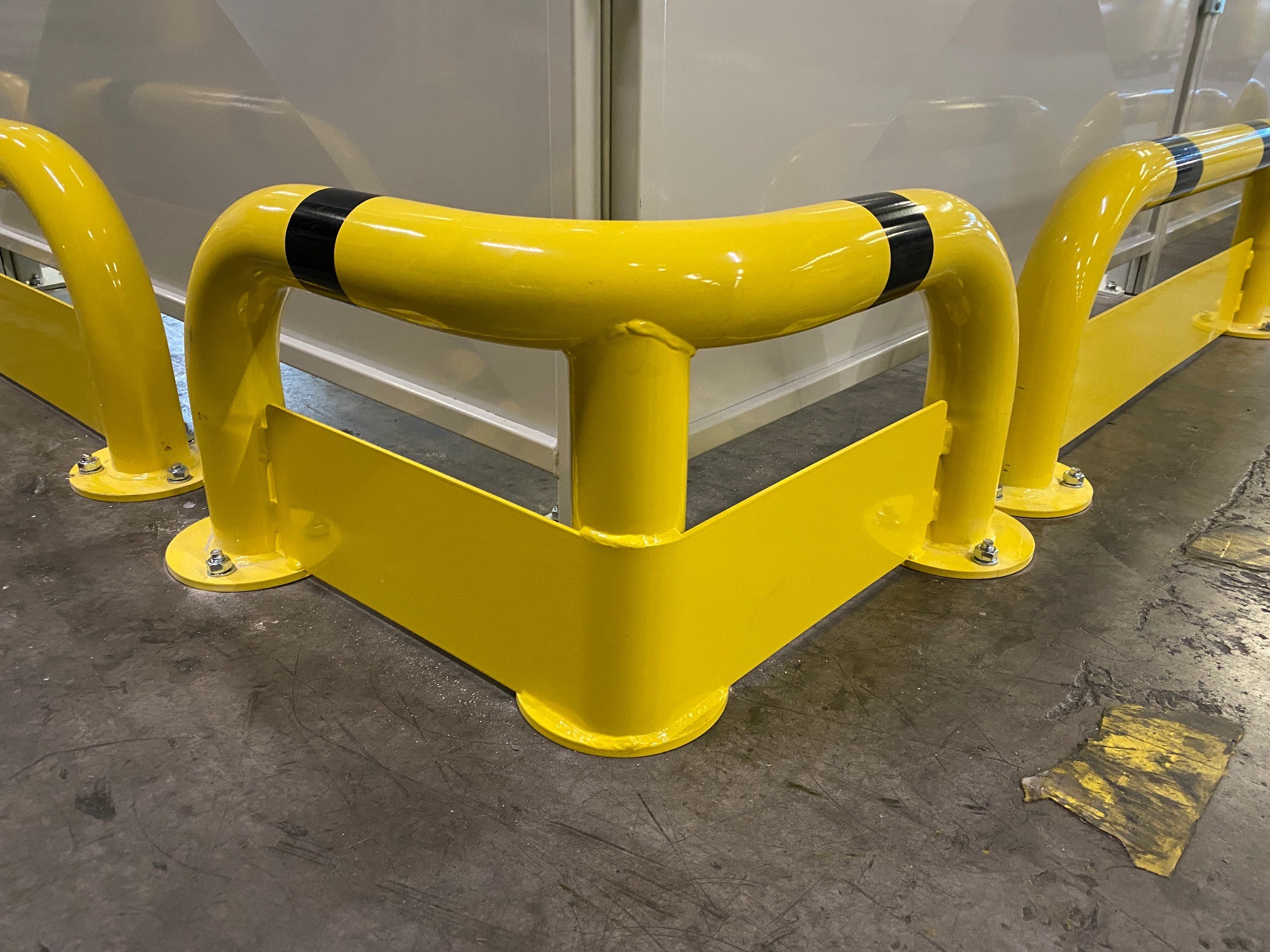 90° XL-Rammschutzbügel mit Unterfahrschutz