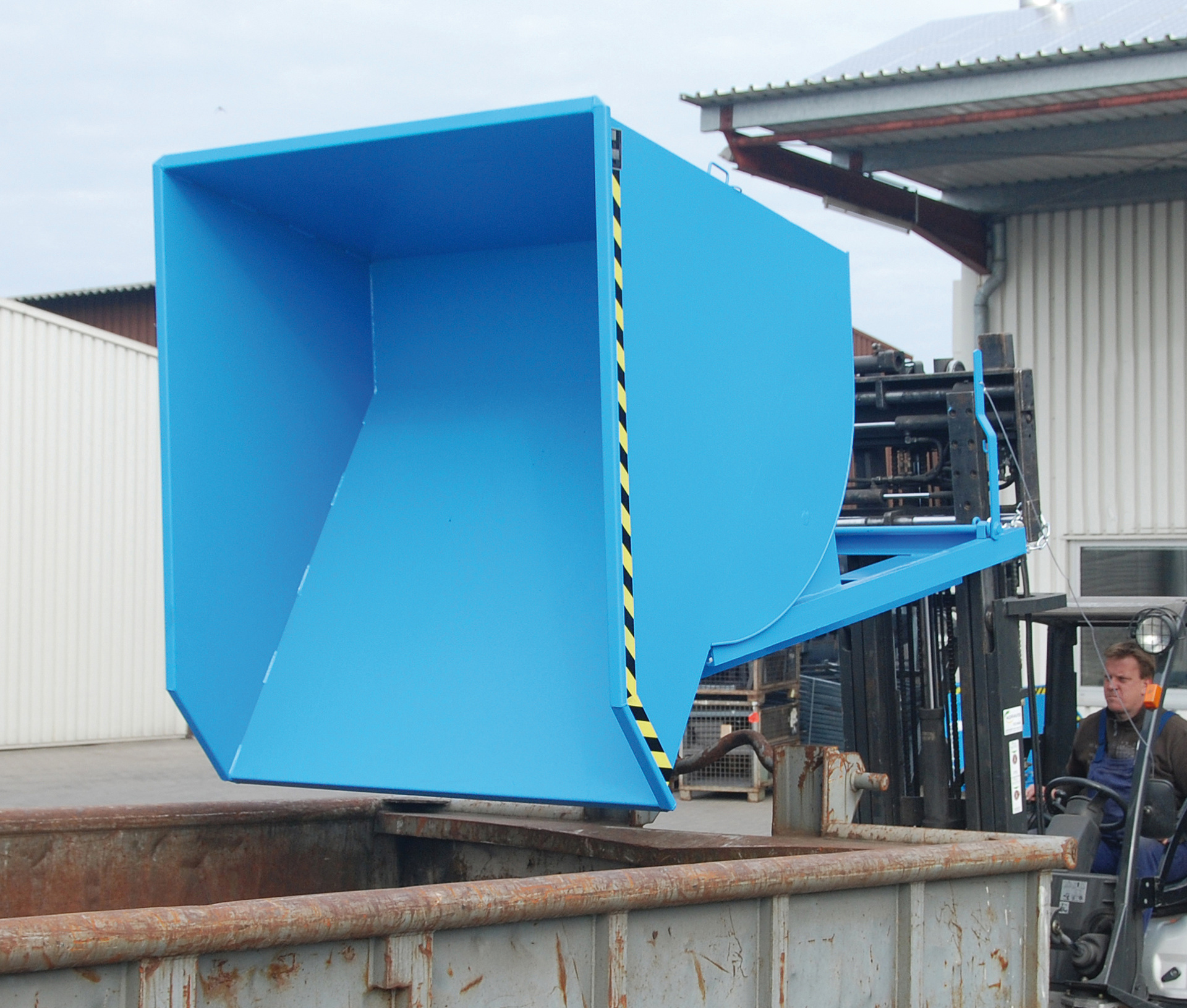 Kippbehälter Typ BKM