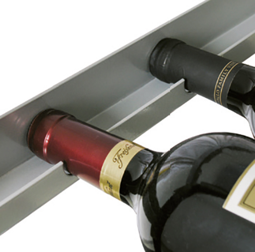 Weinregal (zur liegenden Lagerung von Flaschen), schwarz/silber