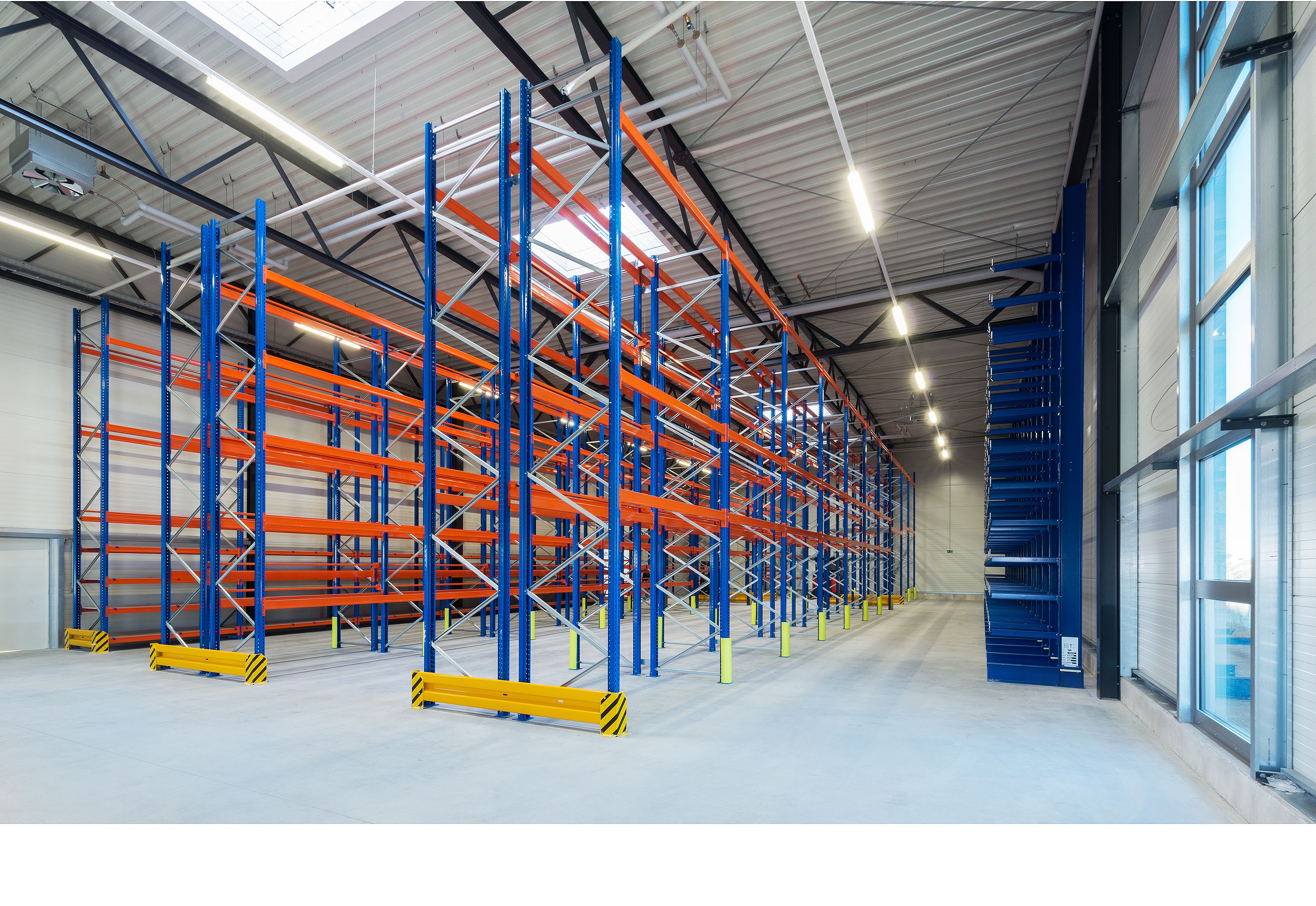 Regalsysteme individuell angepasst auf den jeweiligen Lagerauftrag