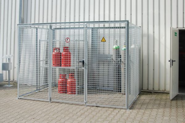 Gasflaschen-Depot mit Gitterwänden TYP GFC-M ohne Dach
